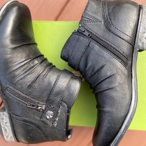 earth brook boots